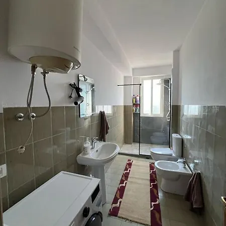 Sm Apartment *